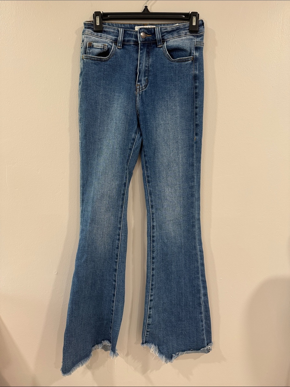 Kancan bootcut Women's Blue Flared Raw-Hem Jeans